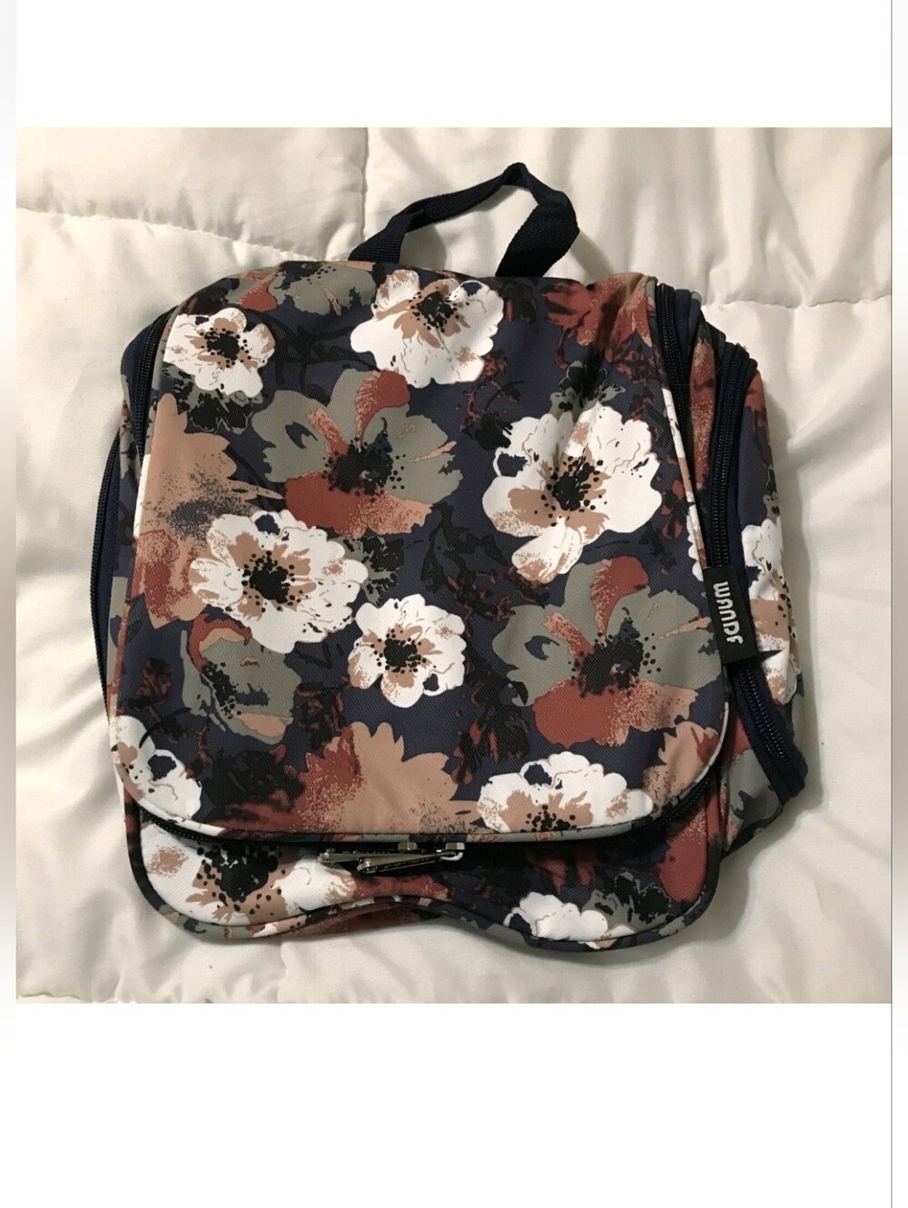 WANDF Hanging Floral Bag- New with Tags!!